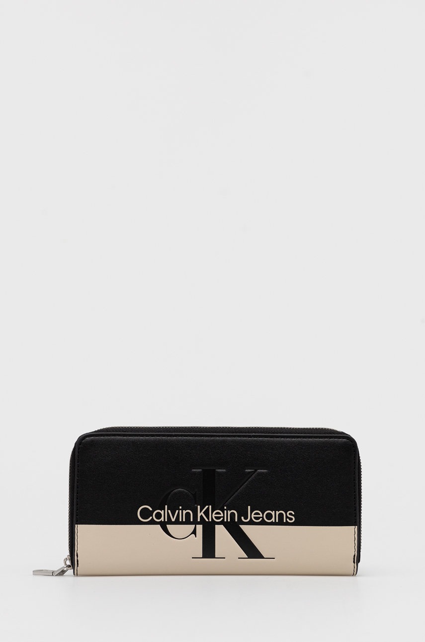 

Портфейл Calvin Klein Jeans дамски в бежово, Бежов