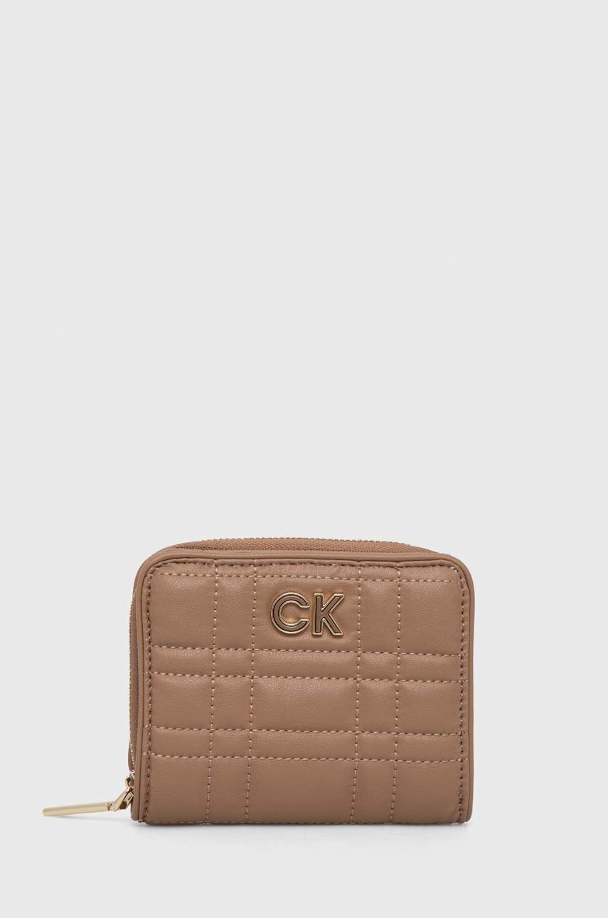 

Портмоне Calvin Klein дамски в черно, Бежов