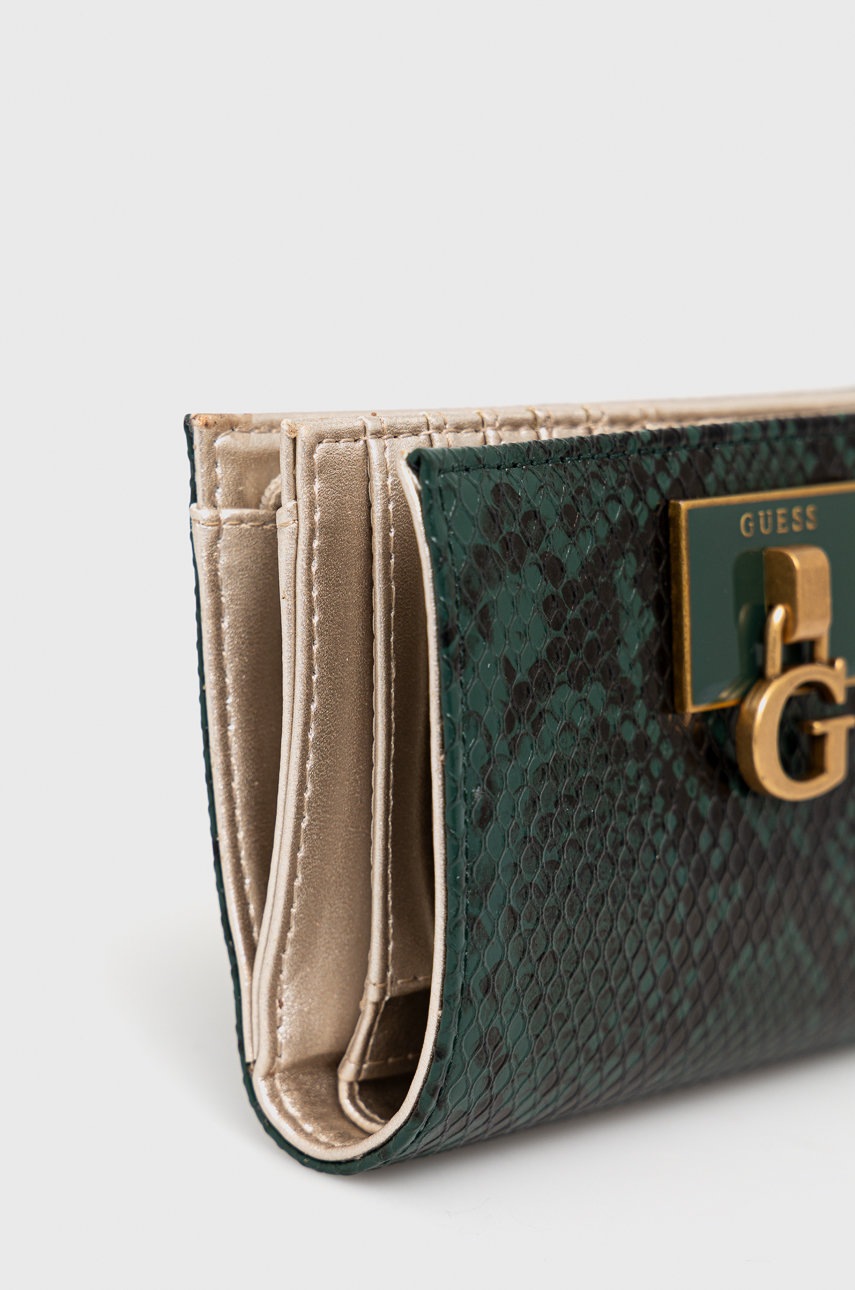 

Гаманець Guess жіночий колір зелений