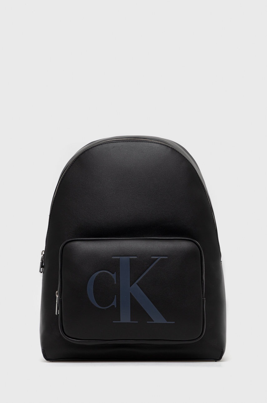 

Раница Calvin Klein Jeans в черно голям размер с принт, Черен