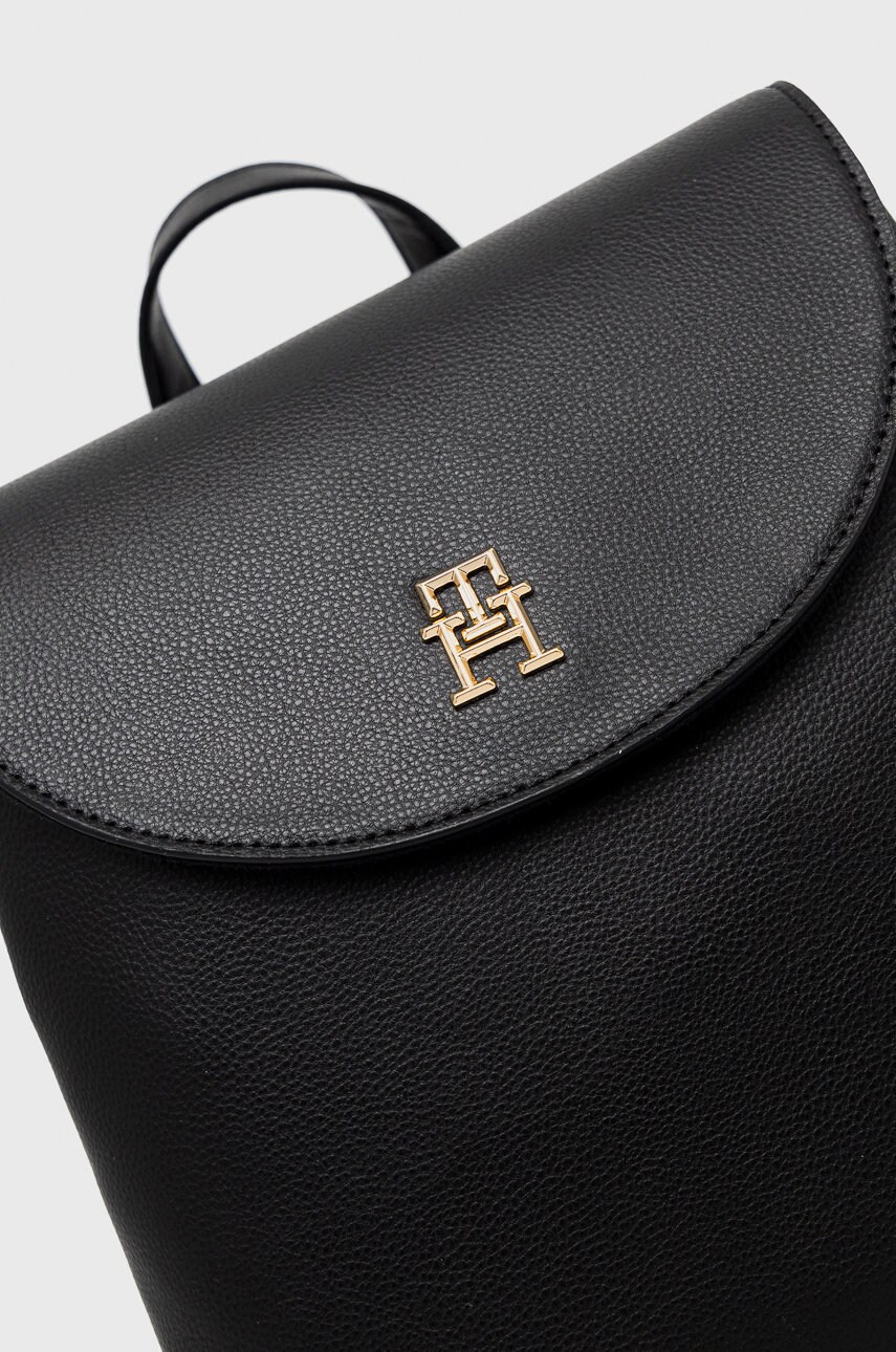 

Рюкзак Tommy Hilfiger жіночий колір чорний малий однотонний
