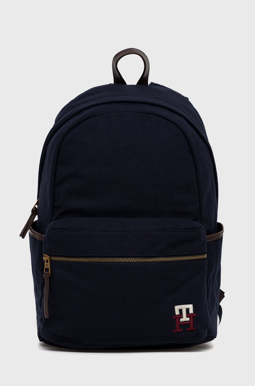 

Раница Tommy Hilfiger в тъмносиньо голям размер с изчистен дизайн, Тъмносин
