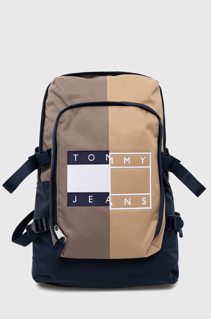 

Раница Tommy Jeans в кафяво голям размер с апликация, Кафяв