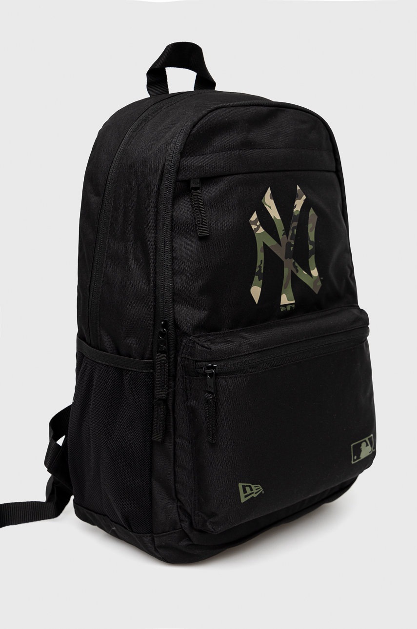 

Рюкзак New Era цвет чёрный большой с принтом
