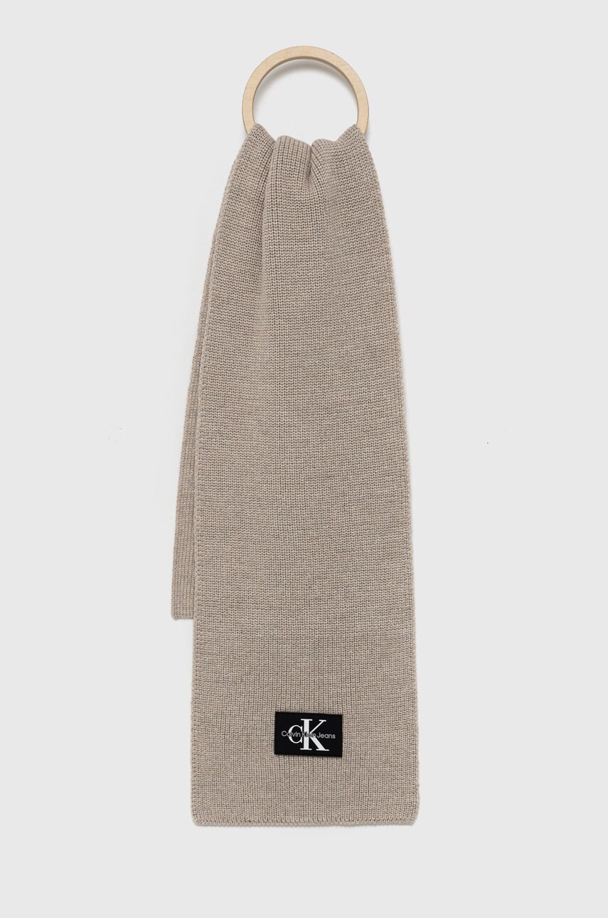 

Вълнен шал Calvin Klein Jeans в сиво с изчистен дизайн, Сив