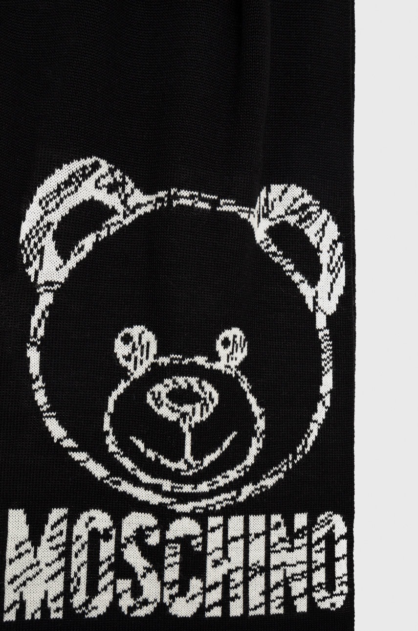 

Шерстяной шарф Moschino цвет чёрный с принтом