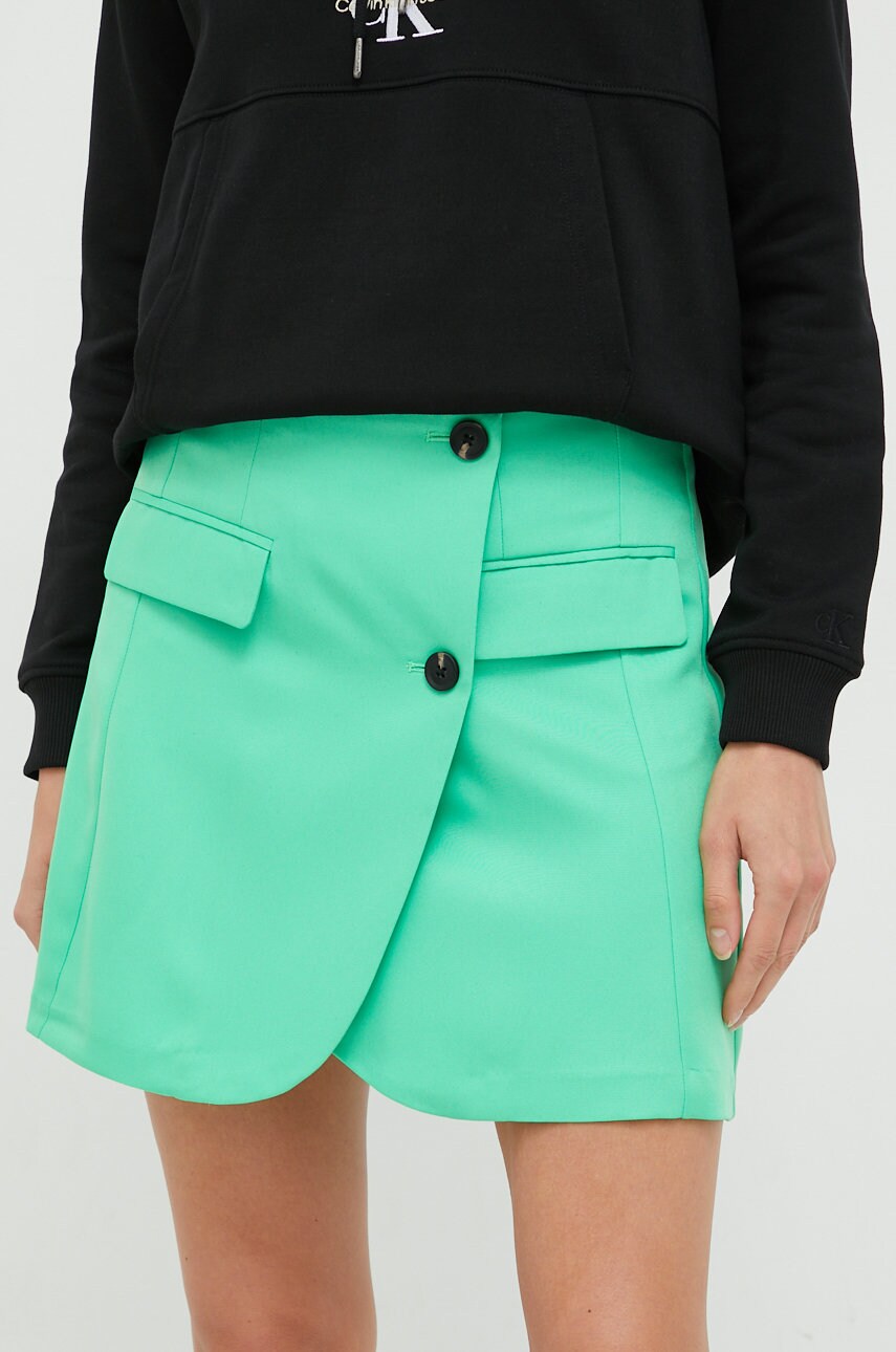 

Юбка Vero Moda цвет зелёный mini прямая