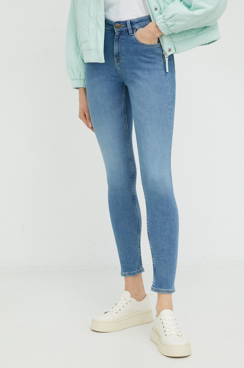 Lee jeansi Scarlett High Blue Sky femei , high waist answear.ro