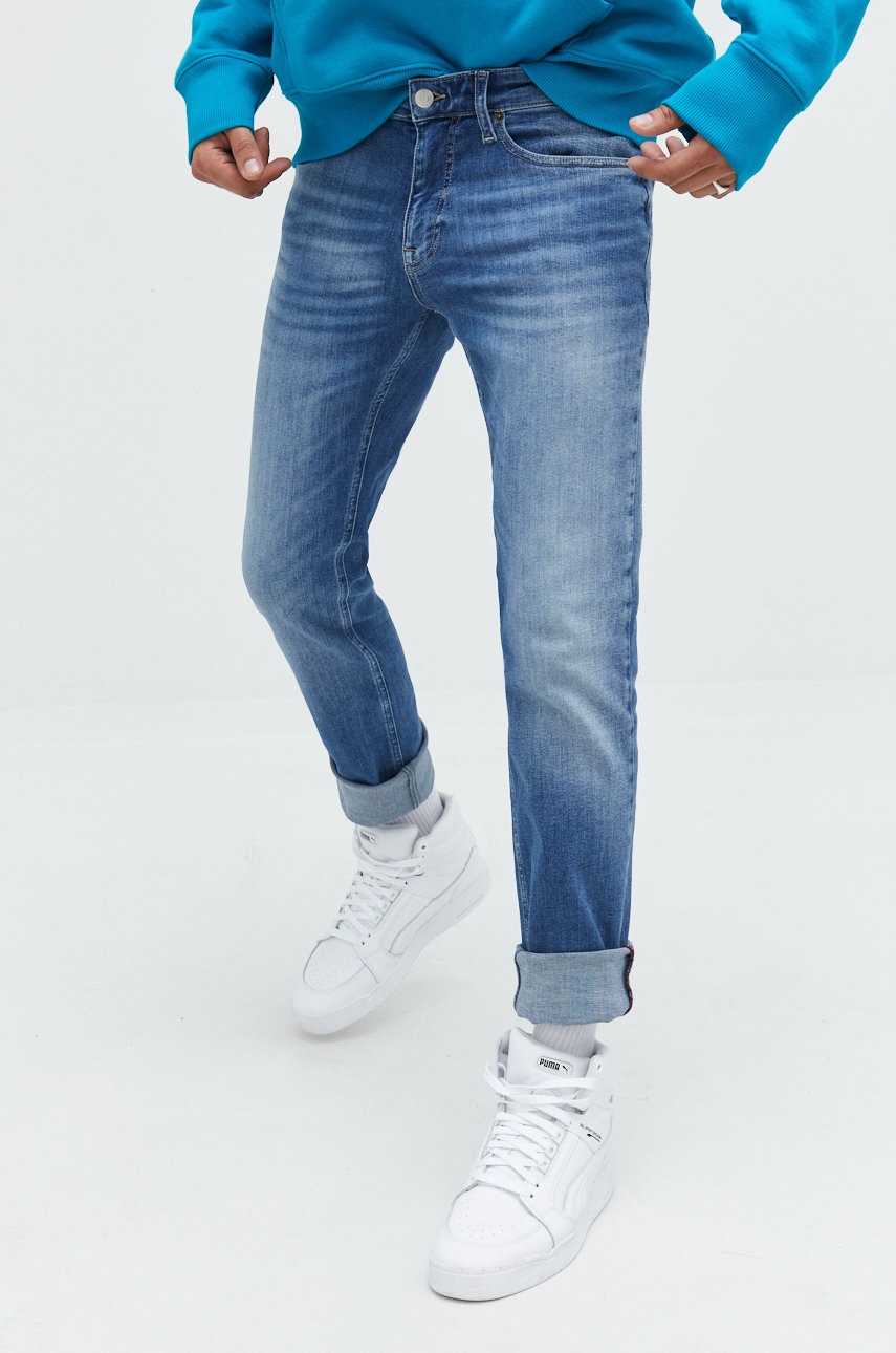 

Дънки Tommy Jeans, Черен