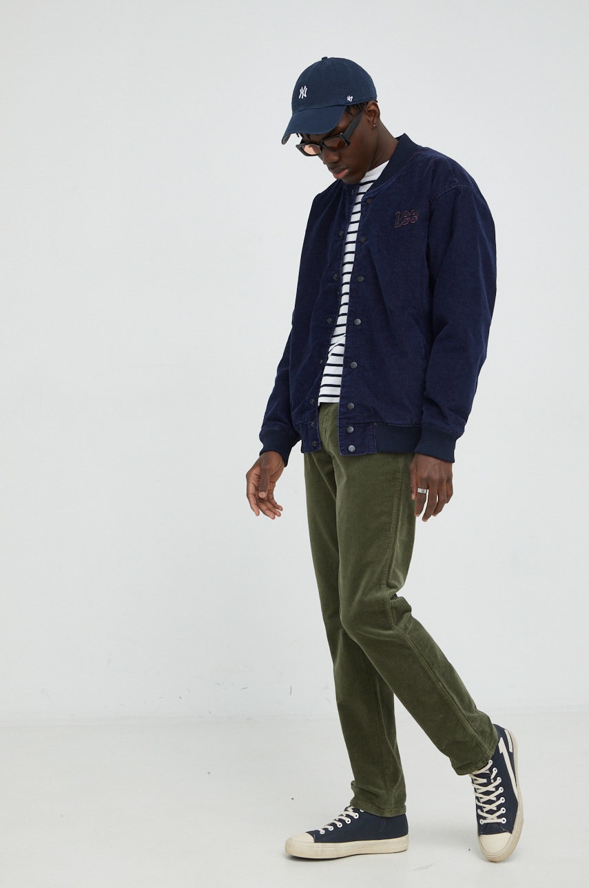 

Вельветові штани Wrangler Texas Slim Militare Green чоловічі колір зелений прямі