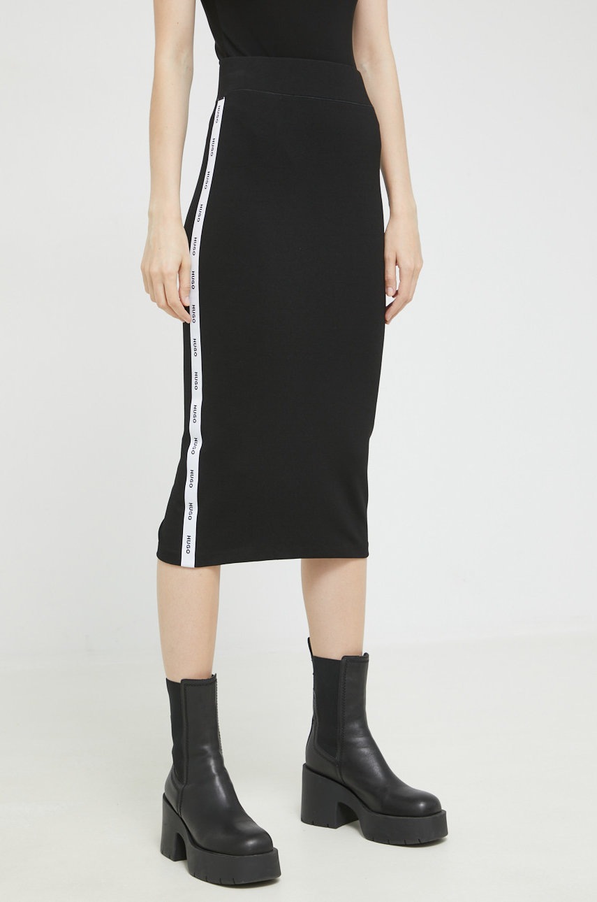 

Пола HUGO в черно среднодълъг модел с кройка тип молив, Черен