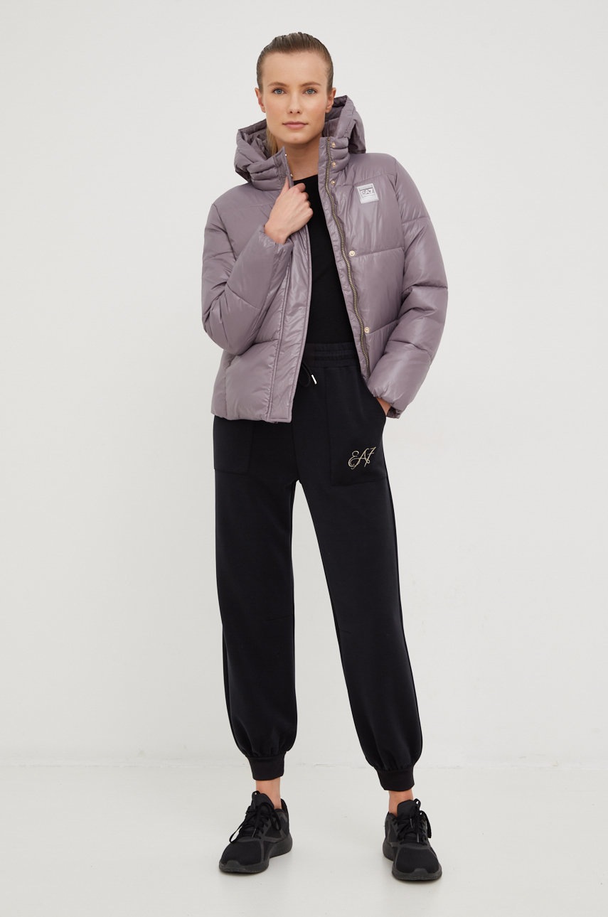 

Спортивные штаны EA7 Emporio Armani женские цвет чёрный с аппликацией
