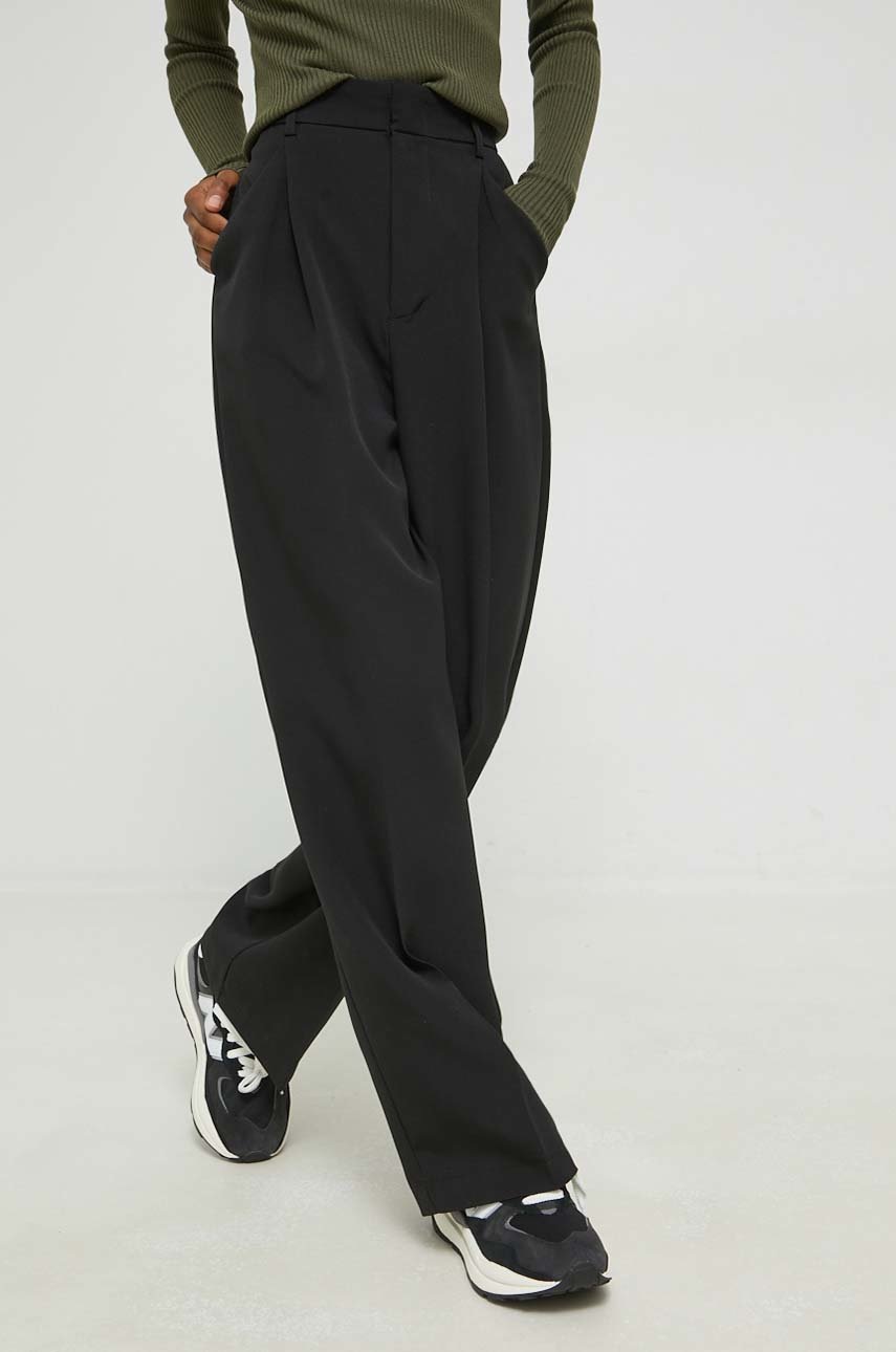 

Панталони Only в черно с широка каройка, с висока талия, Черен