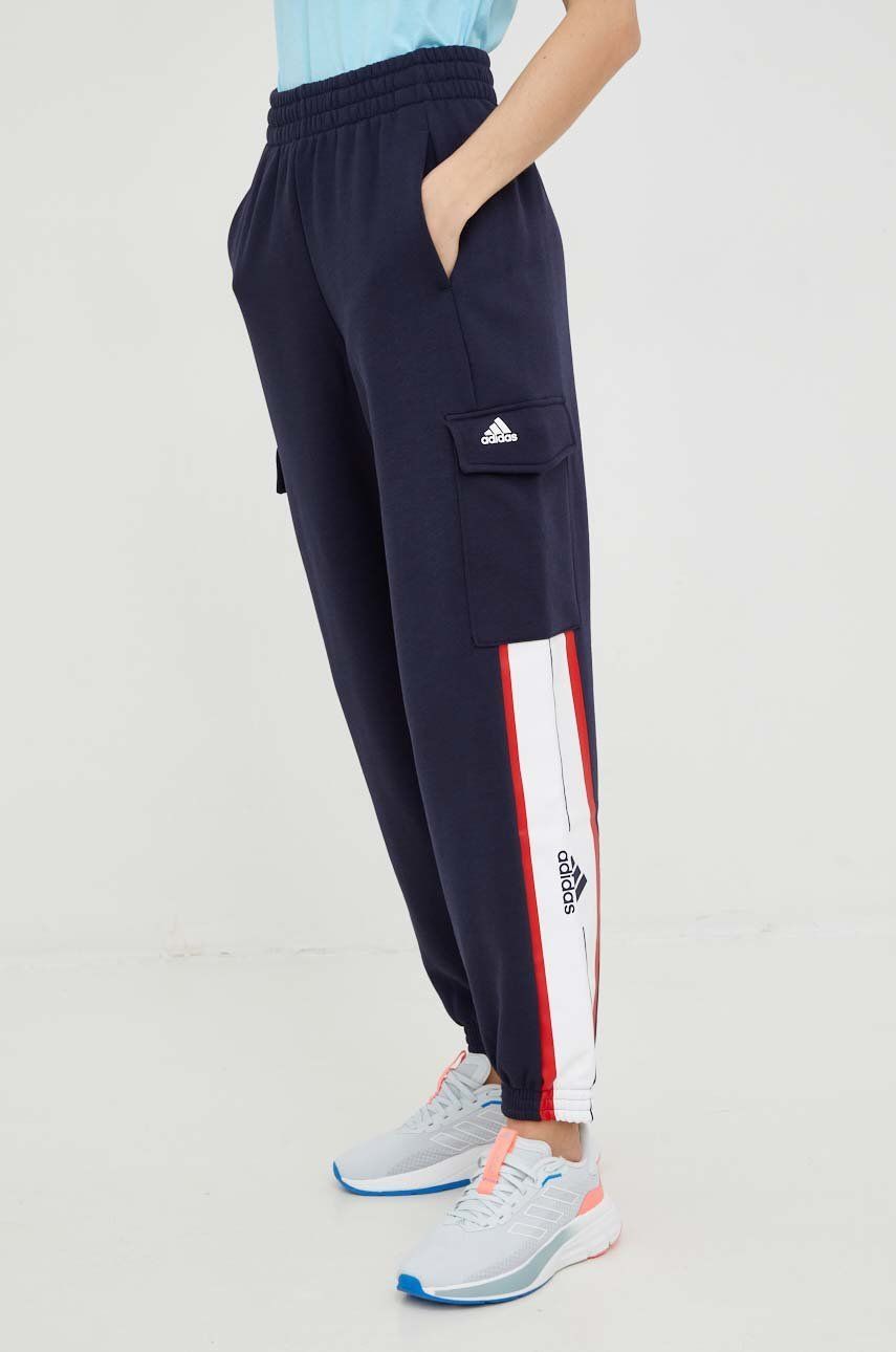 Tepláky adidas dámské, tmavomodrá barva, s potiskem - námořnická modř -  53% Bavlna