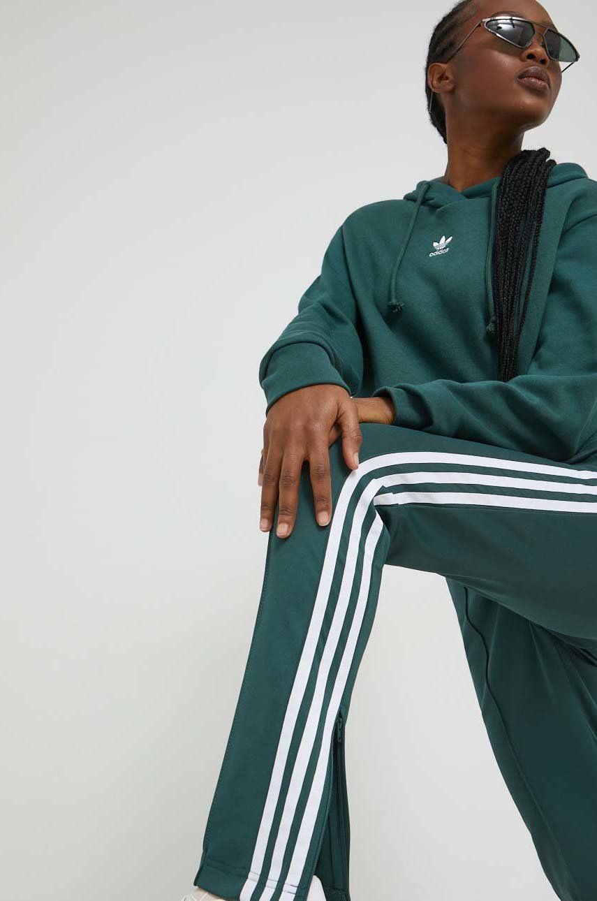 helper dispatch Egomania Adidas Originals Pantaloni De Trening Femei Culoarea Verde Cu Imprimeu  Redus - PrindeOferte.ro