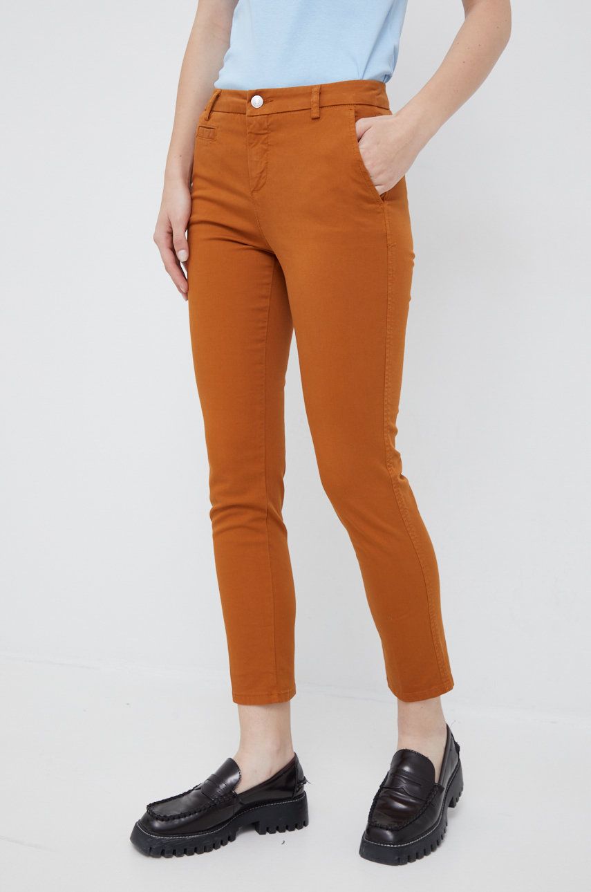 United Colors of Benetton pantaloni femei, culoarea maro, drept, medium waist answear.ro imagine megaplaza.ro