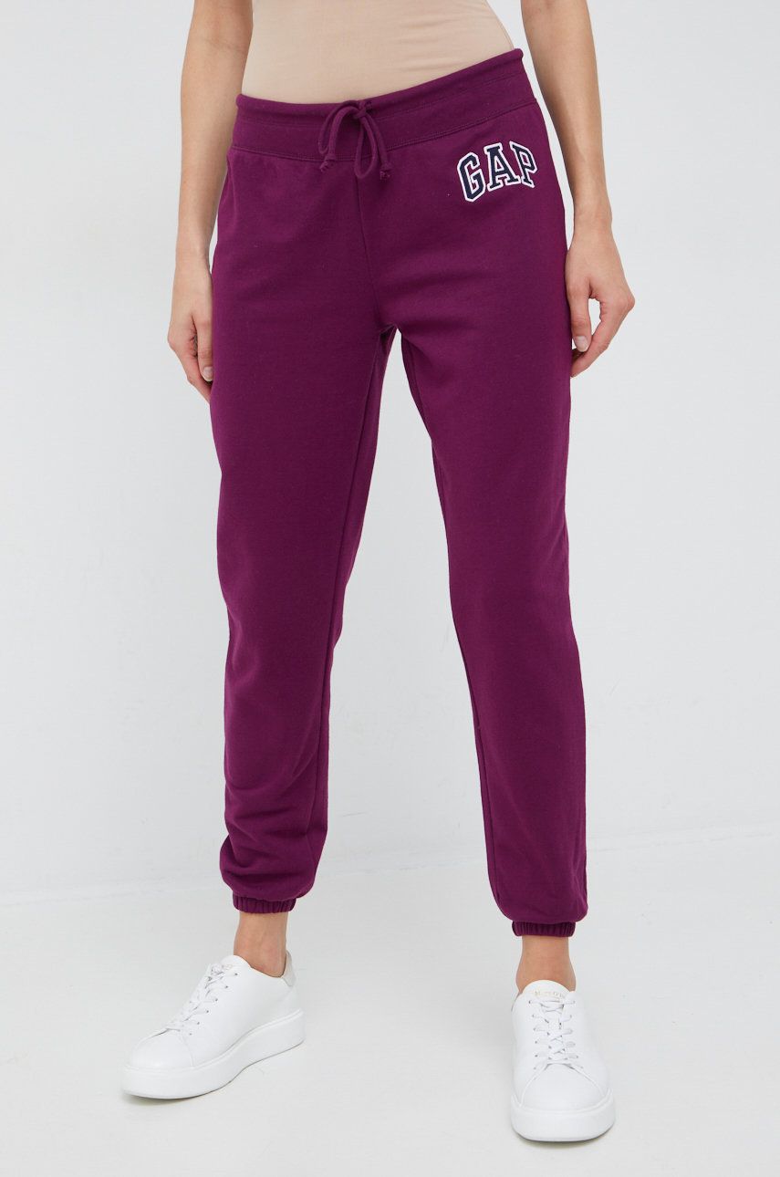 GAP spodnie dresowe damskie kolor fioletowy z aplikacją