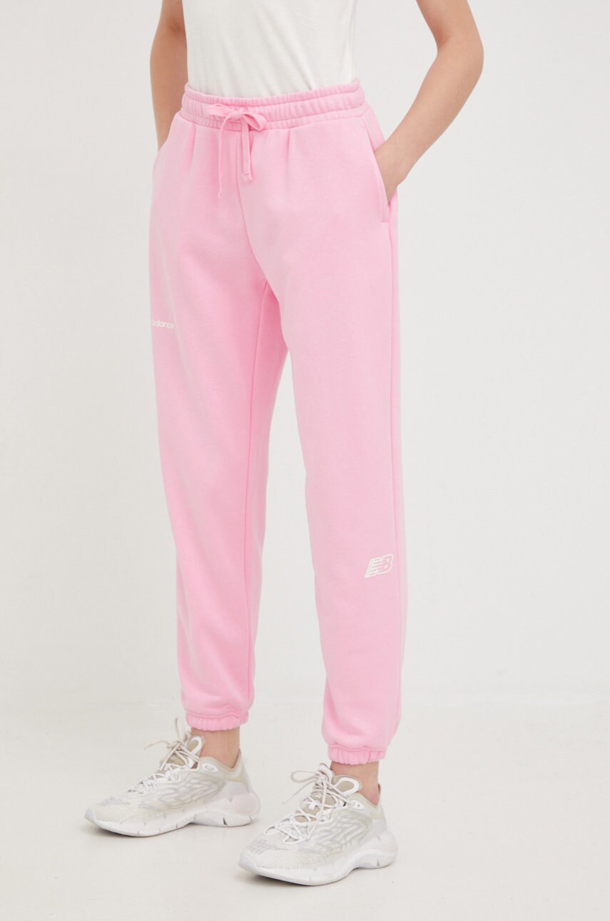 New Balance pantaloni de trening femei, culoarea roz, neted answear.ro imagine megaplaza.ro