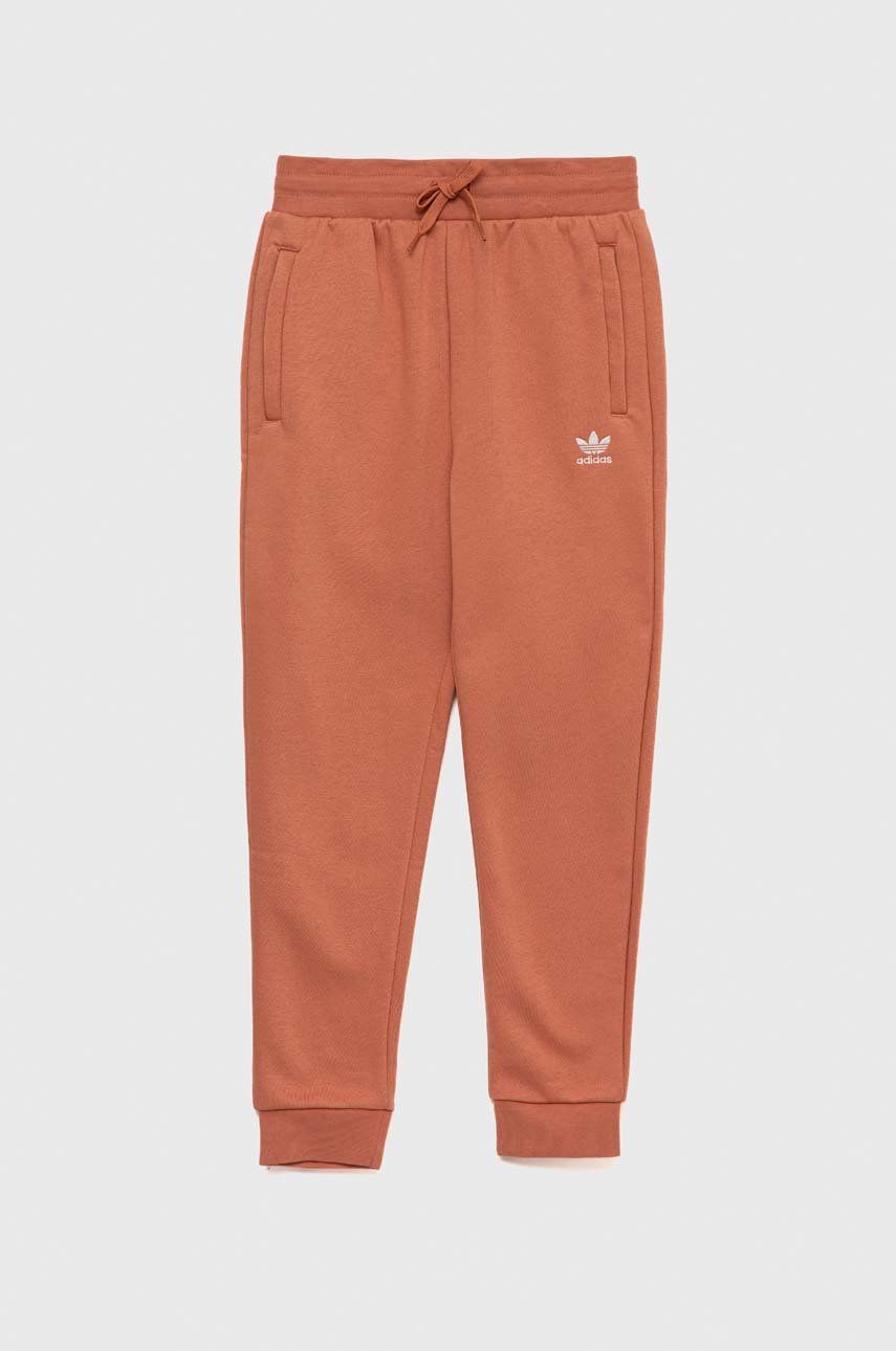 adidas Originals spodnie dresowe dziecięce kolor pomarańczowy gładkie