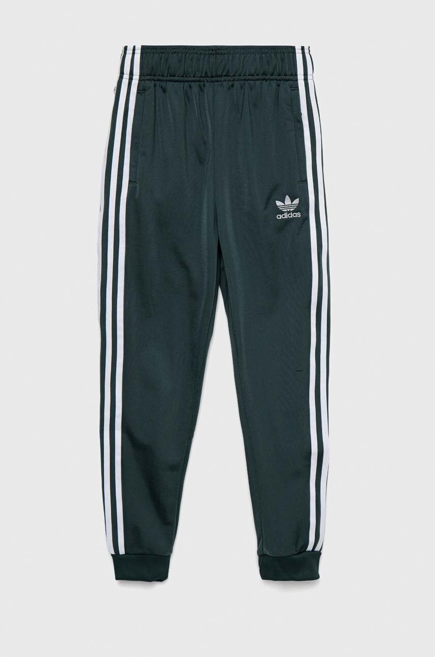 

Детски спортен панталон adidas Originals в зелено с изчистен дизайн, Зелен