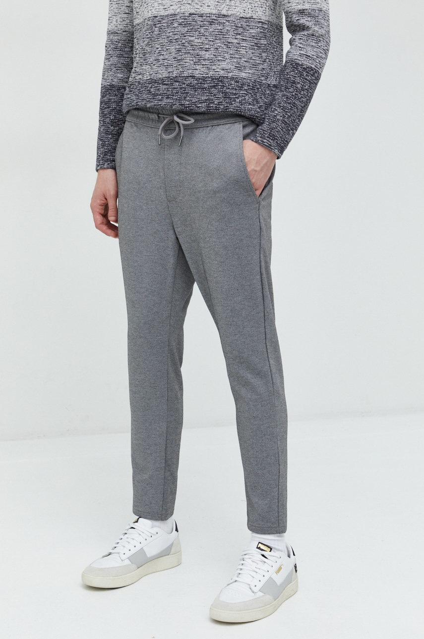 

Спортен панталон Only & Sons в сиво, Сив