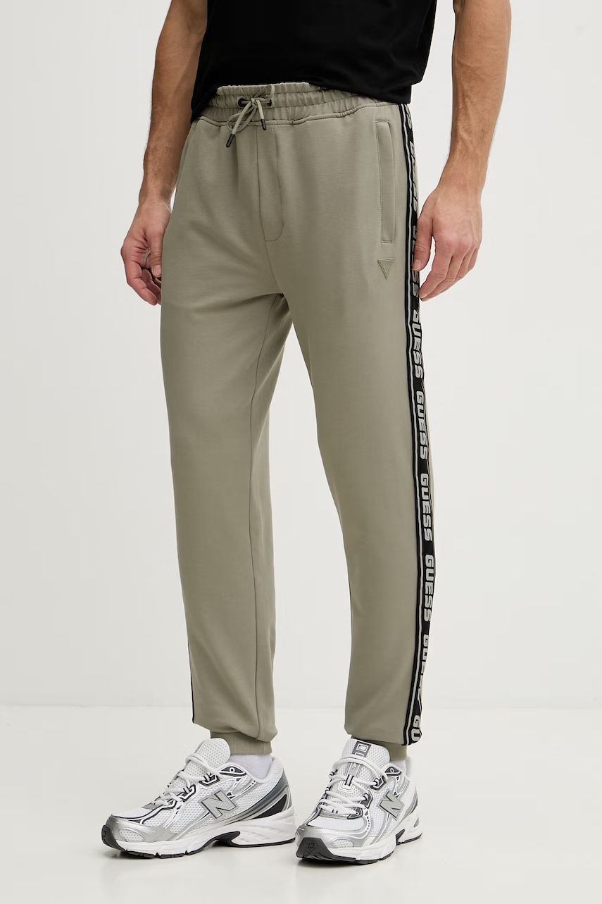 Παντελόνι φόρμας Guess