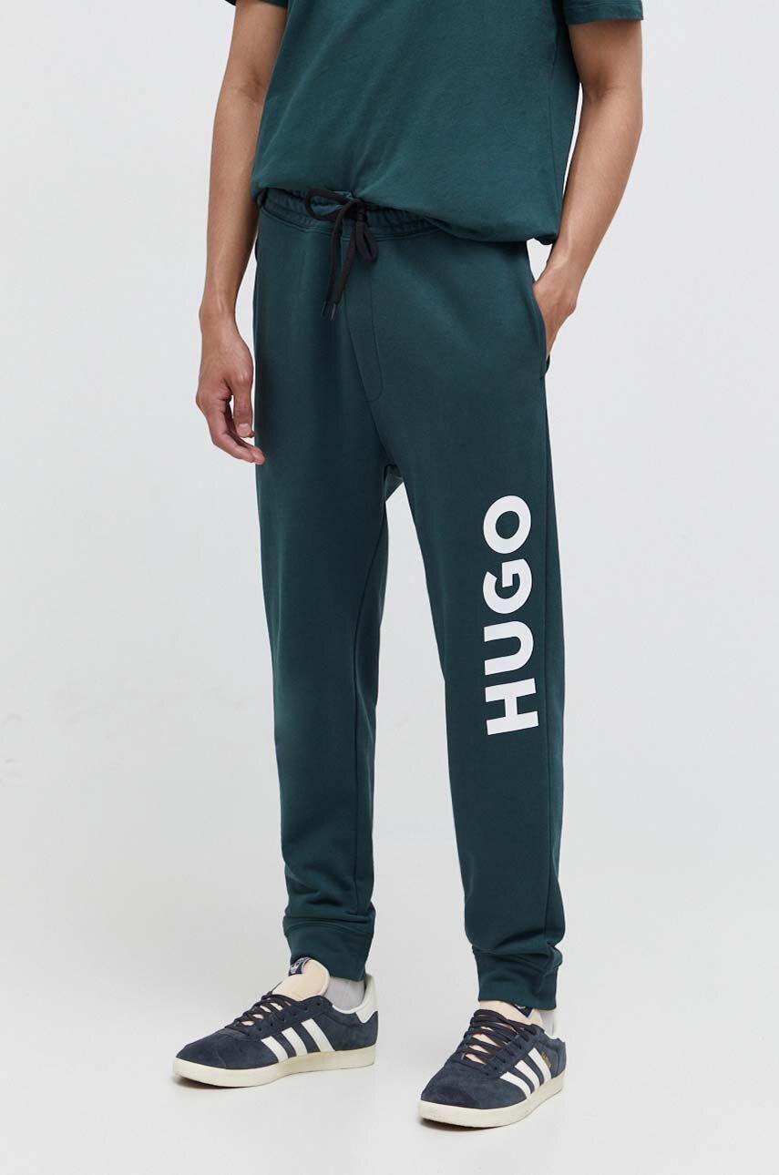 HUGO Pantaloni De Trening Din Bumbac Culoarea Verde, Cu Imprimeu