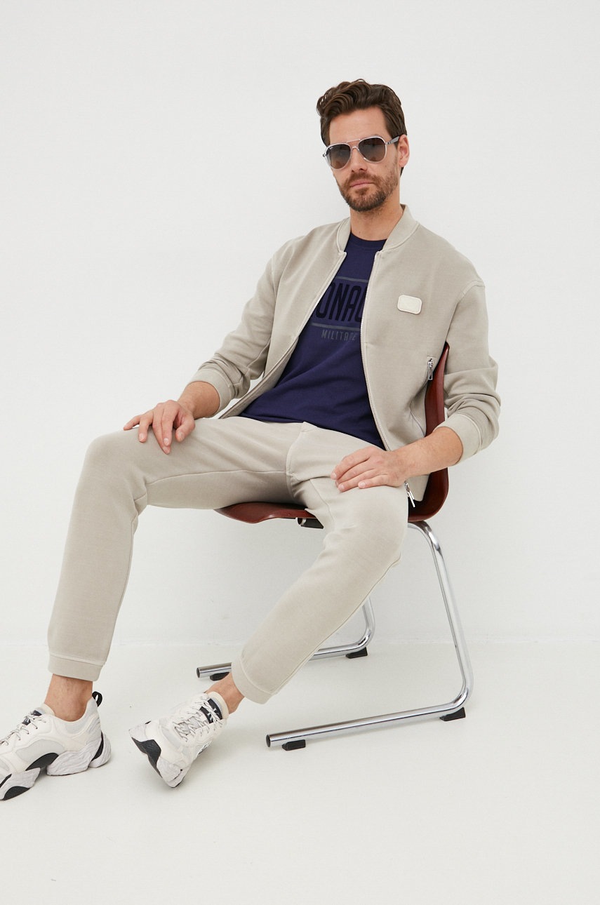 

Спортивные штаны Emporio Armani мужские цвет серый