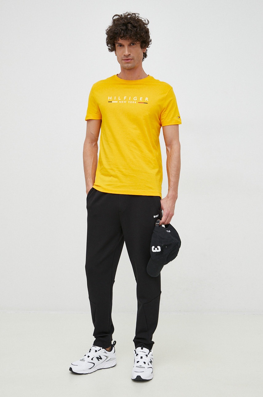 

Спортивные штаны BOSS BOSS ATHLEISURE мужские цвет чёрный с аппликацией