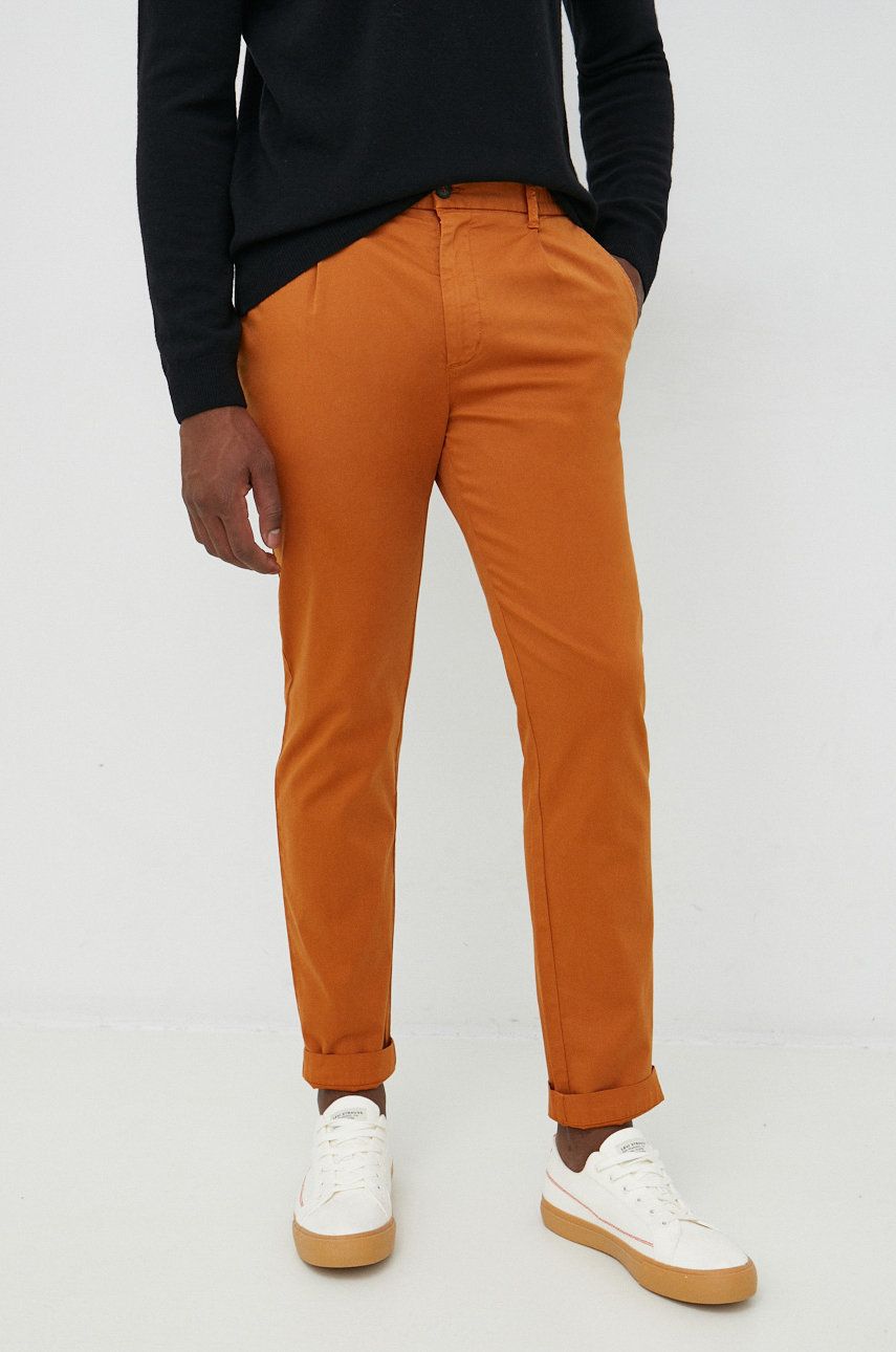 Levně Kalhoty United Colors of Benetton pánské, oranžová barva, jednoduché
