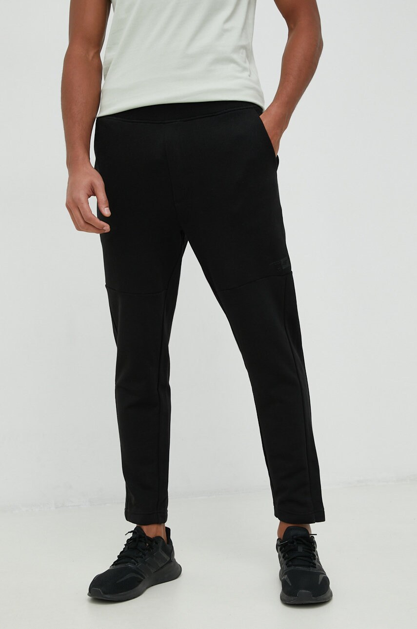 4f pantaloni de trening barbati, culoarea negru, cu imprimeu