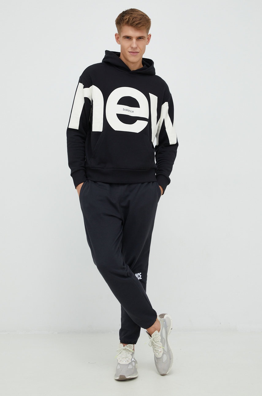 New balance pantaloni de trening barbati, culoarea negru, cu imprimeu