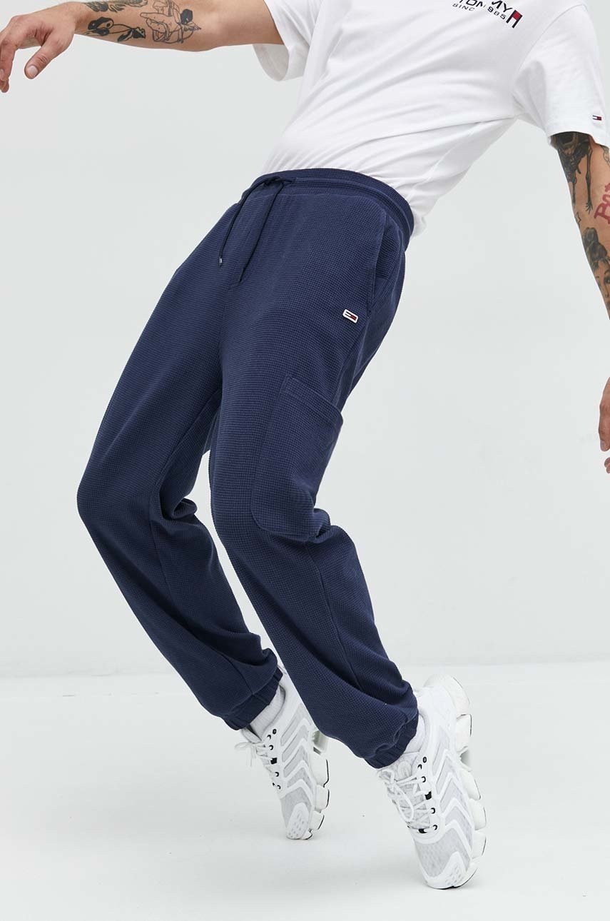 

Бавовняні спортивні штани Tommy Jeans чоловічі колір синій однотонні