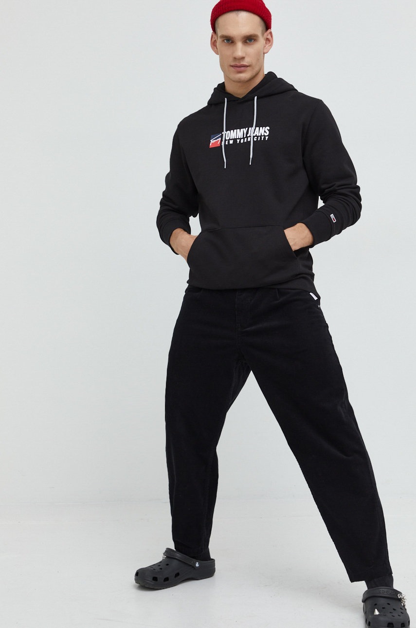 

Брюки Tommy Jeans мужские цвет чёрный прямое