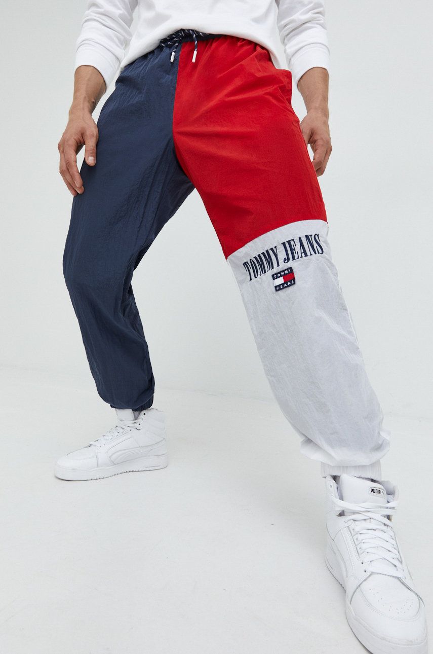 Tommy Jeans pantaloni de trening barbati, cu imprimeu answear.ro
