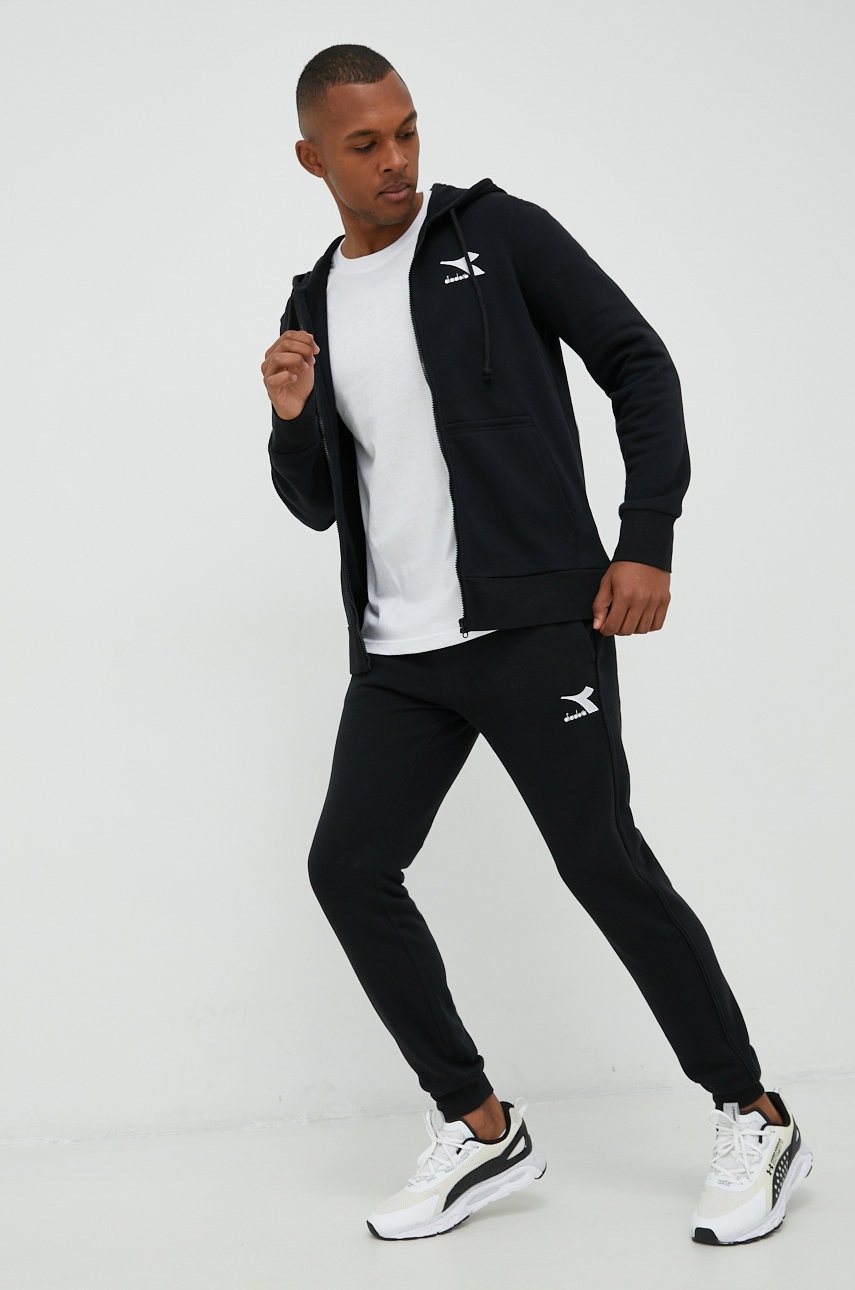 

Спортивные штаны Diadora мужские цвет чёрный однотонные