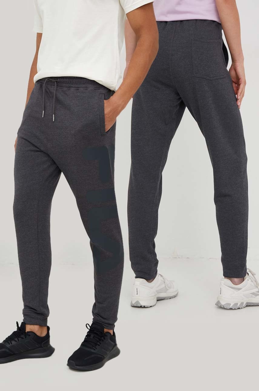 Fila Pantaloni De Trening Culoarea Gri, Cu Imprimeu