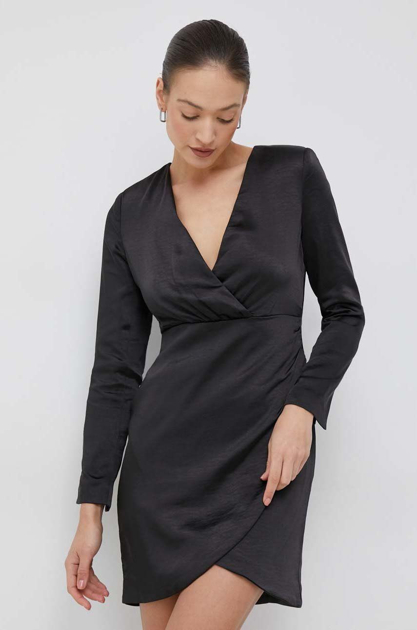 šaty Y.A. S černá barva, mini - černá -  100 % Polyester