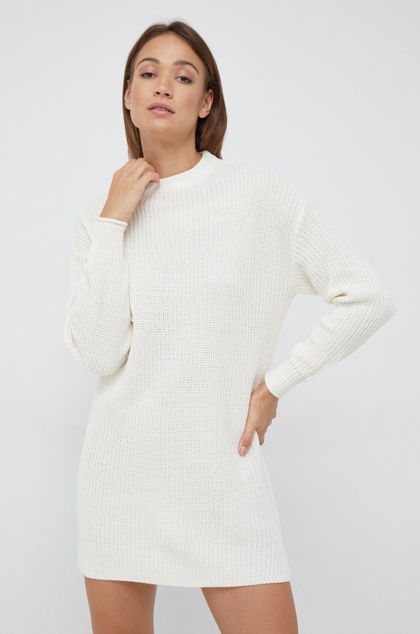 

Рокля Vero Moda в бежово къс модел с уголемена кройка, Бежов