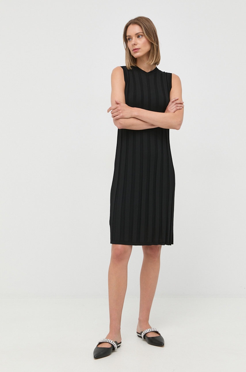 

Платье Max Mara Leisure цвет чёрный mini облегающая