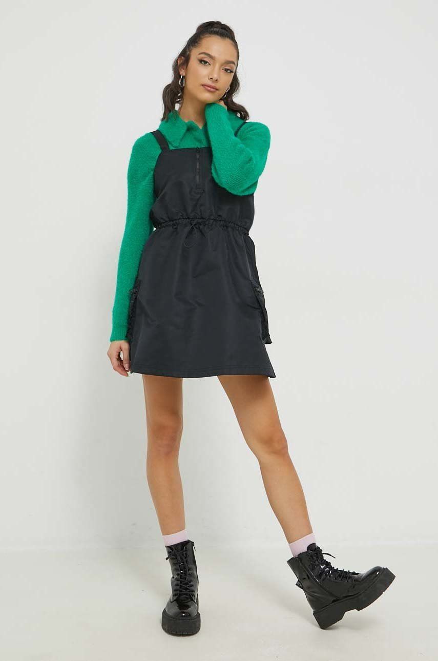 Adidas Originals sukienka kolor czarny mini rozkloszowana