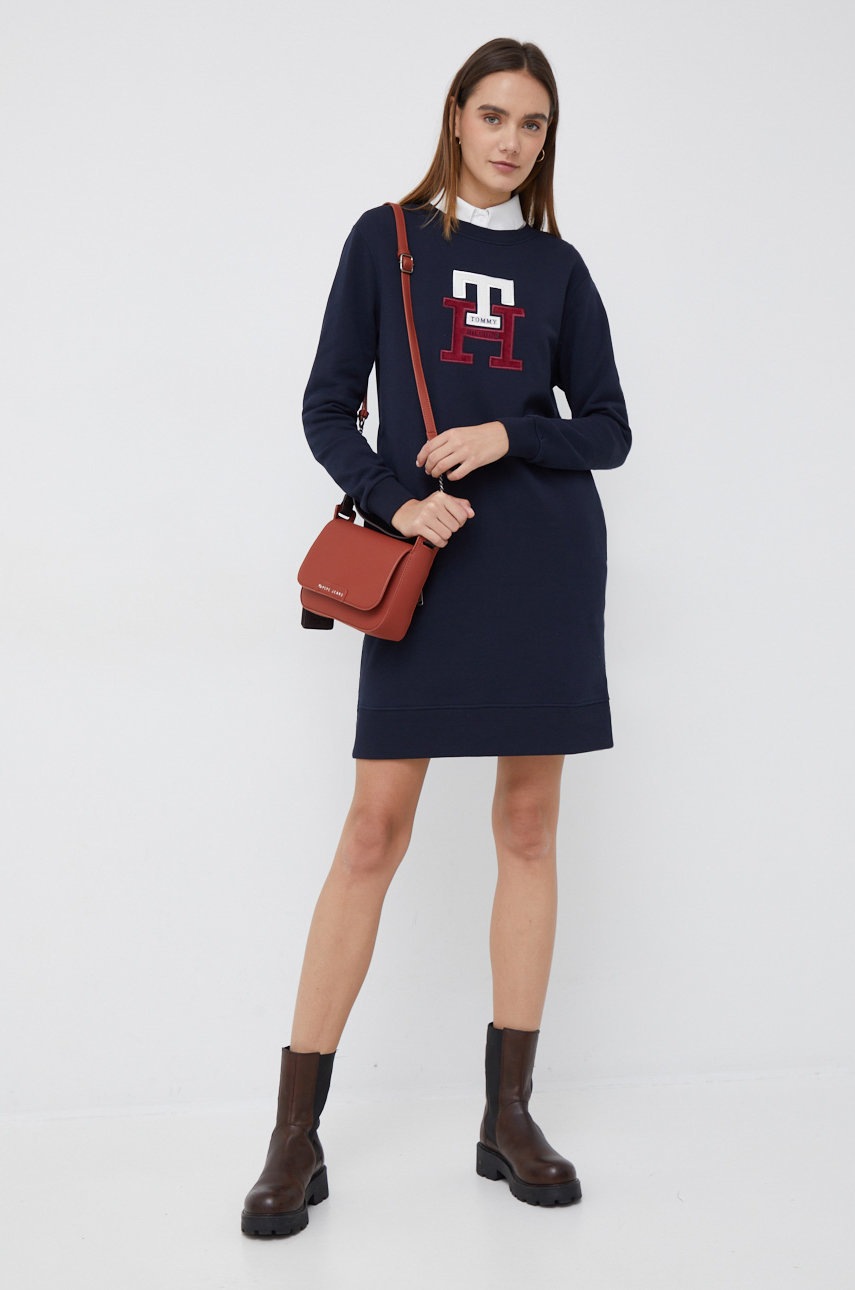

Хлопковое платье Tommy Hilfiger цвет синий midi прямая