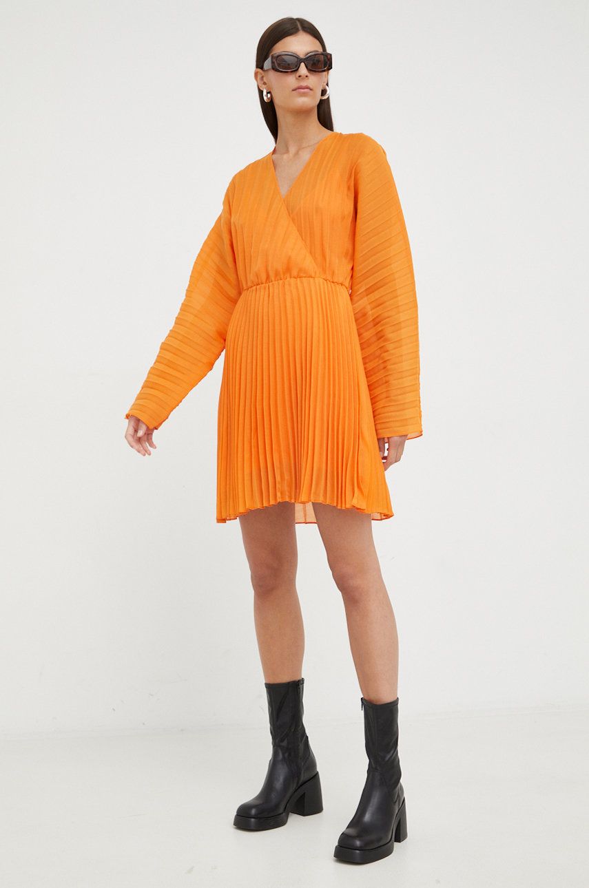 Samsoe Samsoe rochie culoarea portocaliu, mini, evazati answear.ro imagine noua
