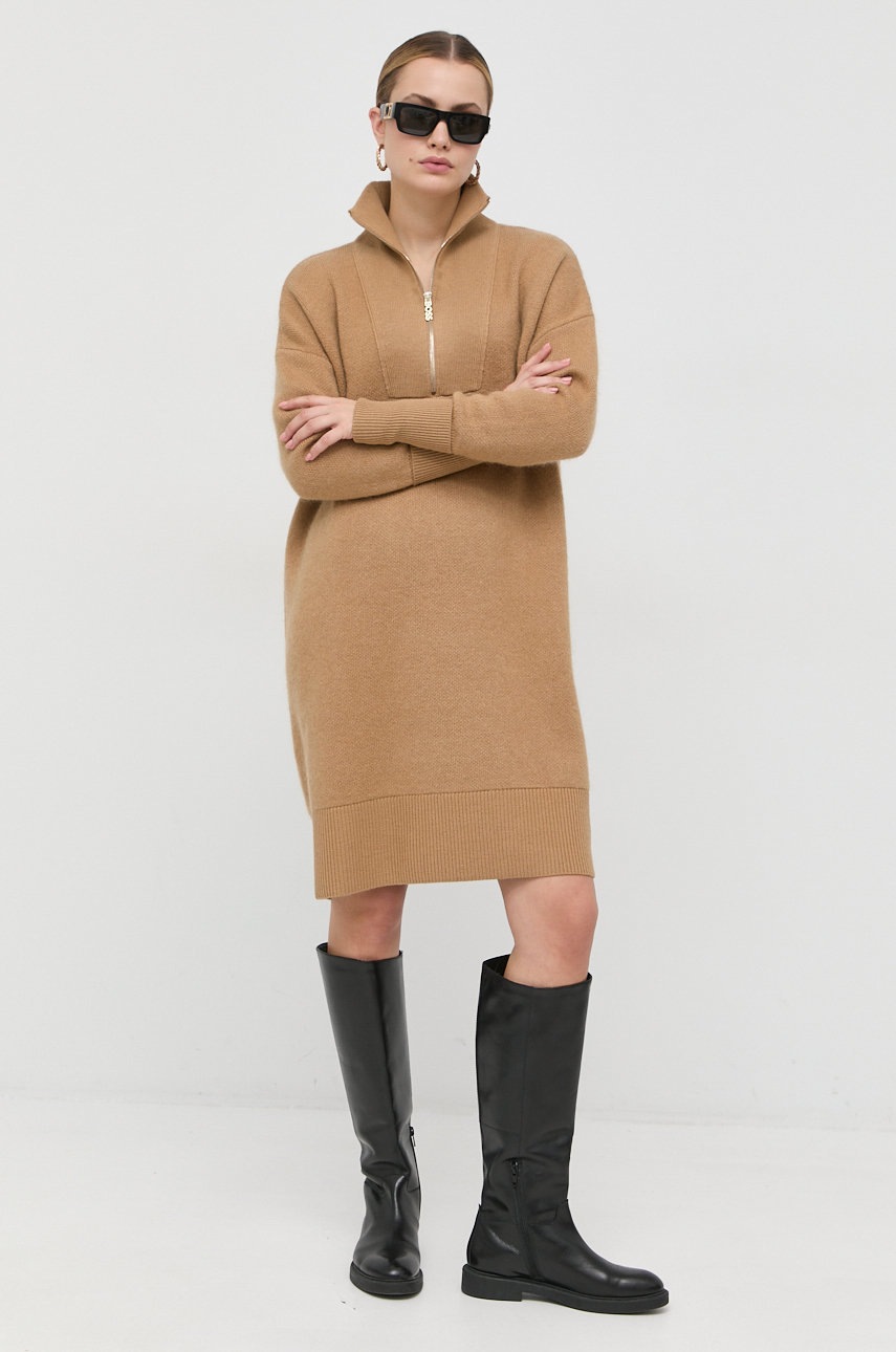 

Шерстяное платье BOSS цвет бежевый mini oversize