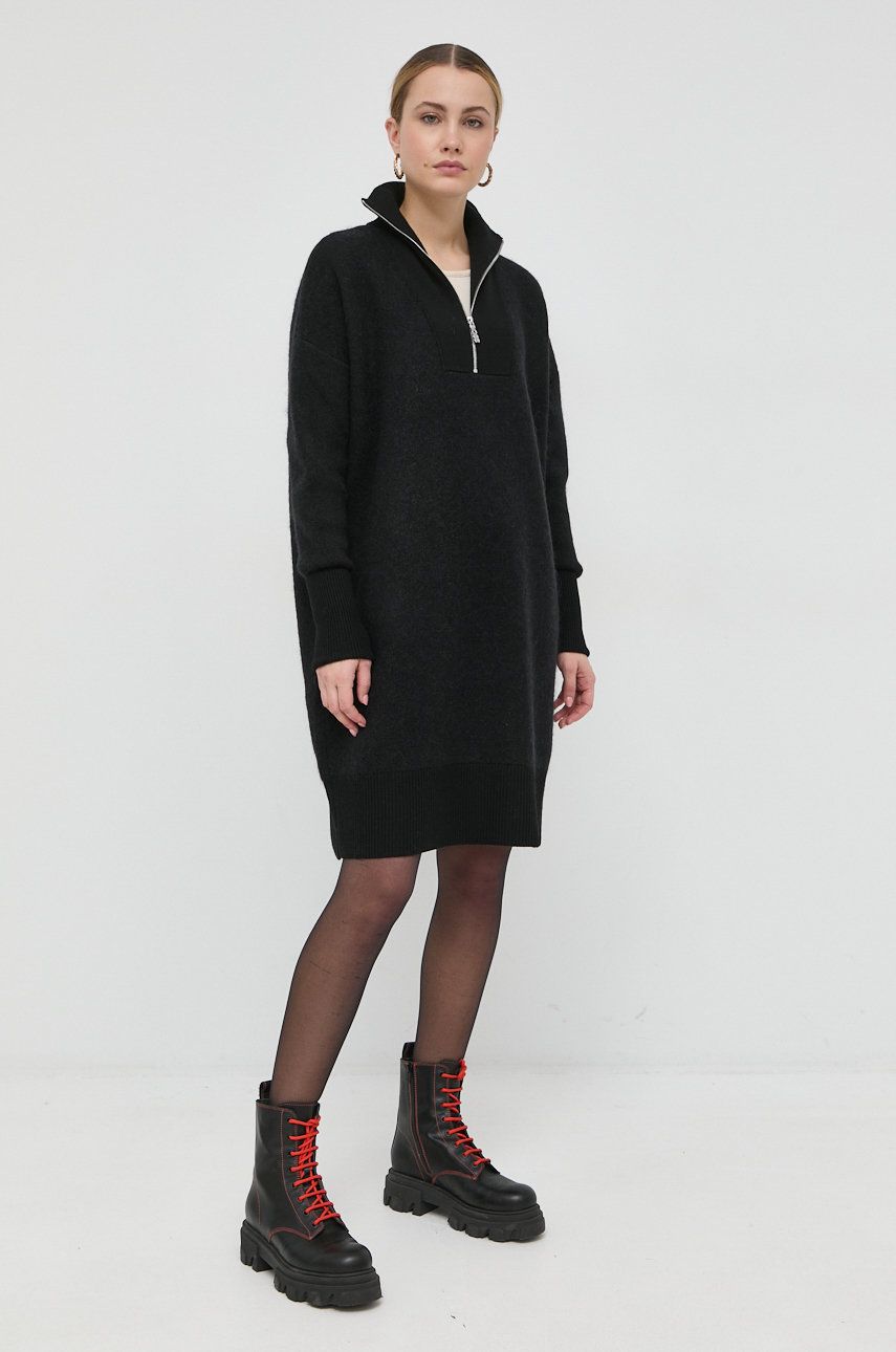 Vlněné šaty BOSS černá barva, mini, oversize - černá -  76% Virgin vlna