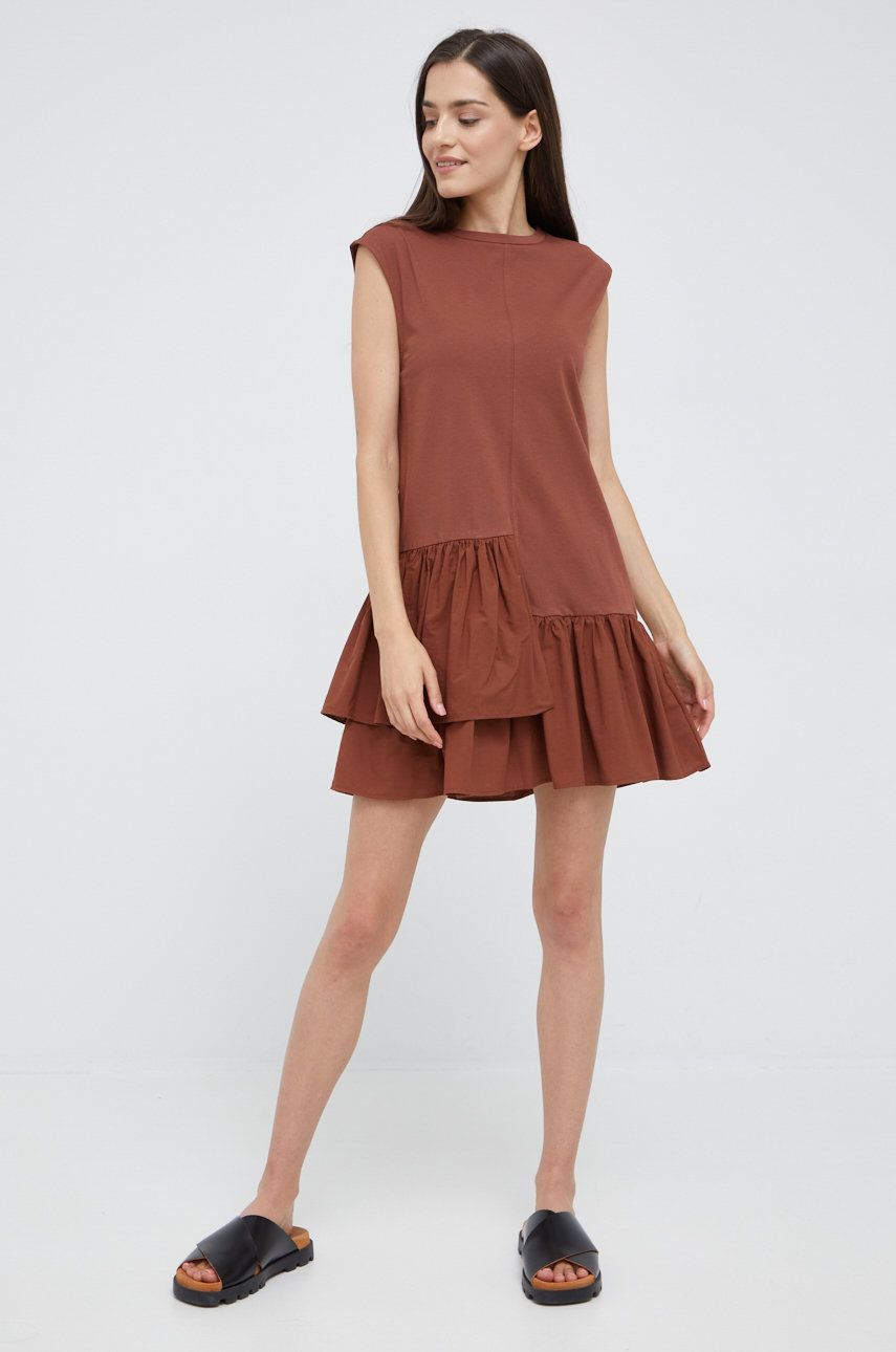 Sisley sukienka bawełniana kolor brązowy mini rozkloszowana