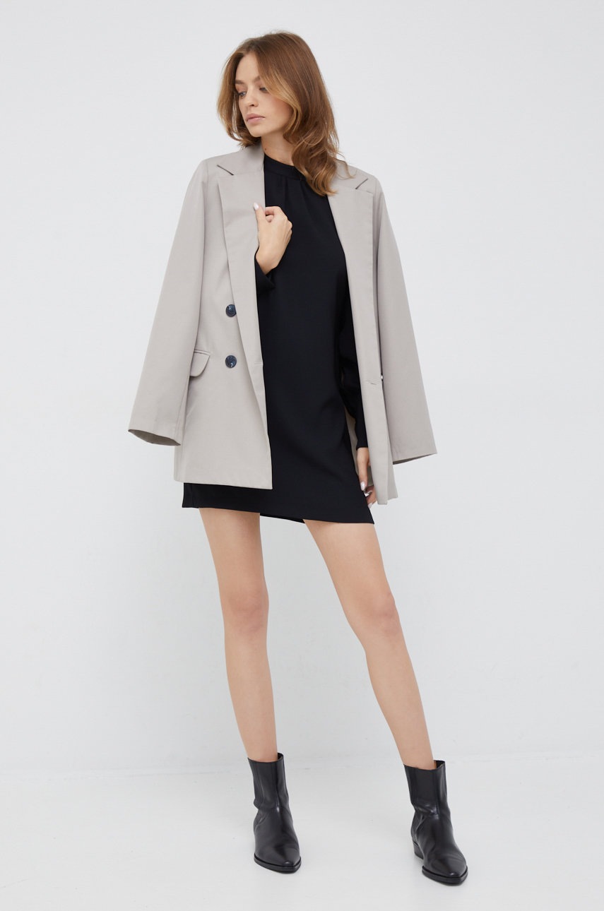 

Сукня Sisley колір чорний mini пряма