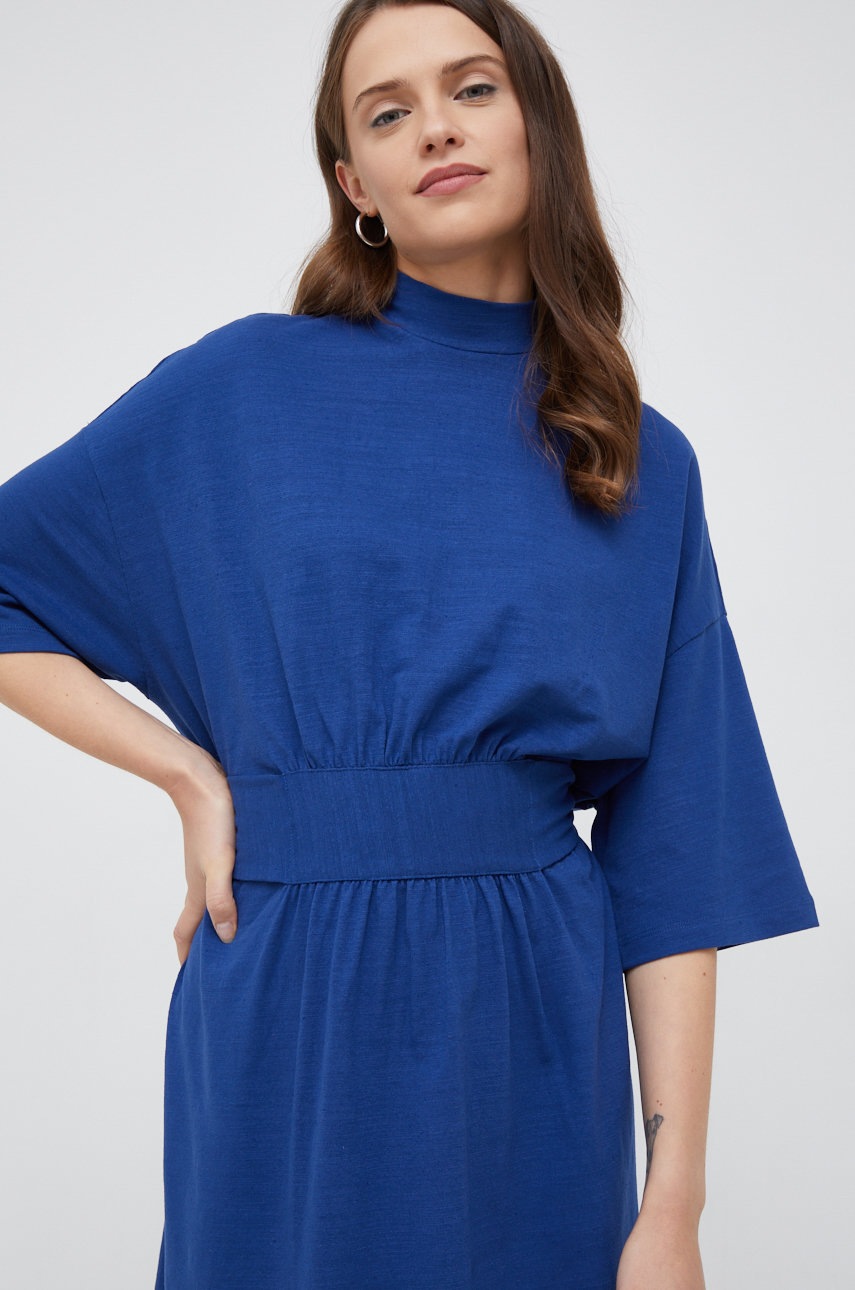 

Платье United Colors of Benetton midi расклешённая