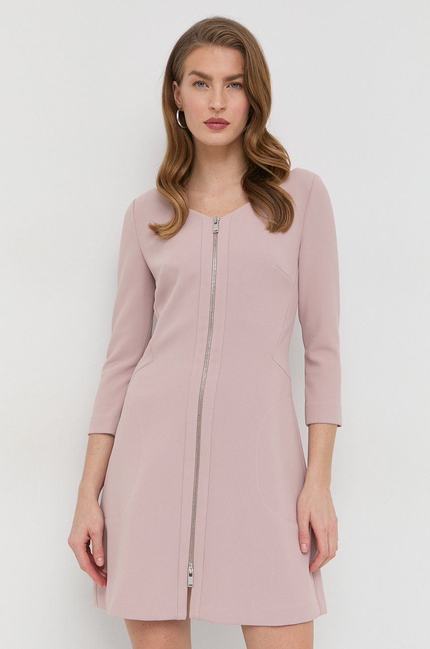 Šaty Trussardi růžová barva, mini - růžová -  Hlavní materiál: 89 % Polyester