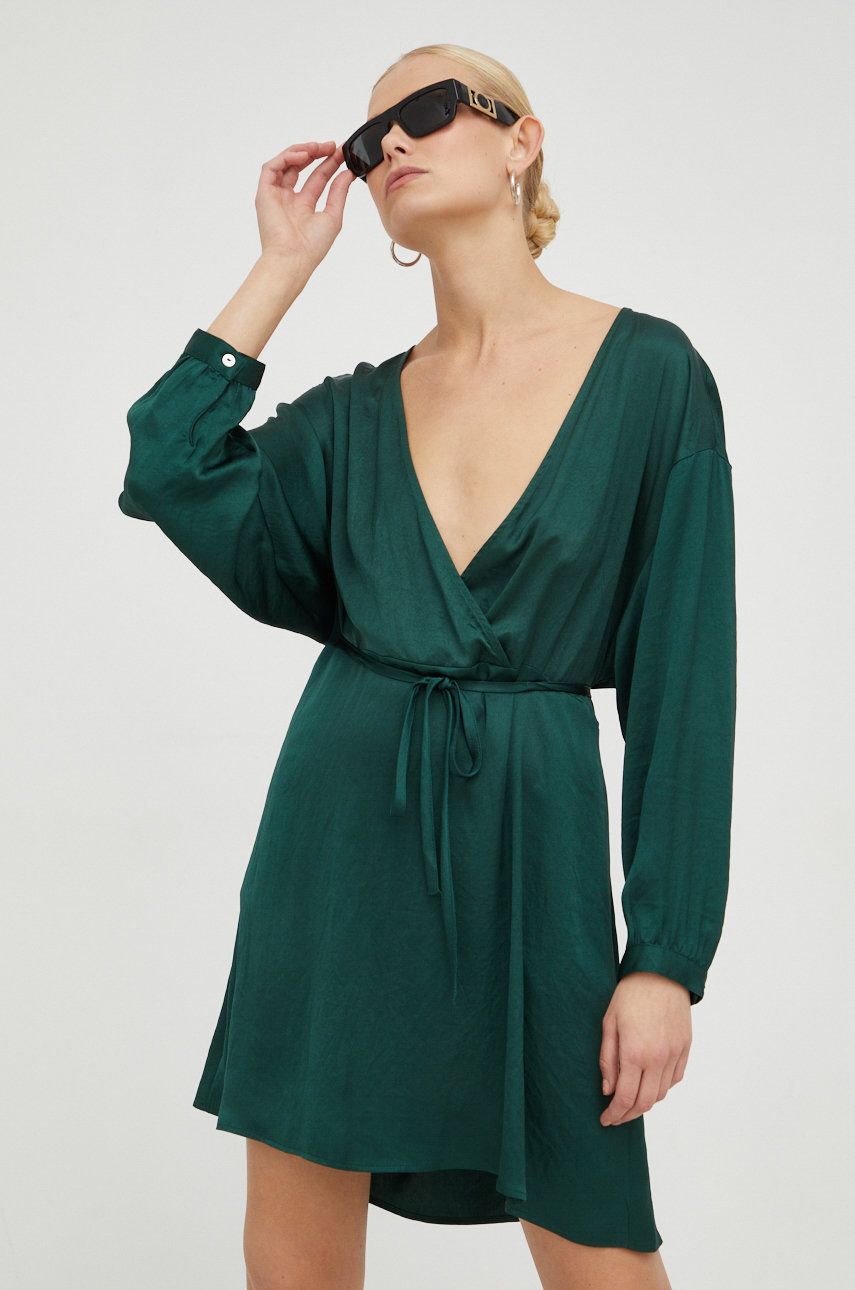 Levně Šaty American Vintage zelená barva, mini